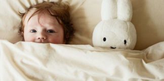 Un modo insolito per affrontare i problemi di sonno del bebè