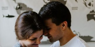 Gli ormoni che determinano le cure parentali paterne